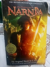The Chronicles of Narnia; 7 Volumes in 1 , C S Lewis, Paperback Foldout Timeline