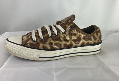 giraffe print converse