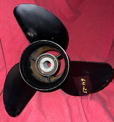 Yamaha 13.75 x 17 Painted Stainless Steel Propeller For Yamaha 150-300HP (64-23)