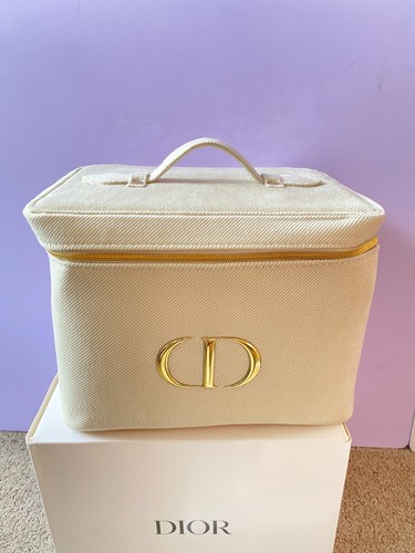 Dior Beaute Vanity Case Cosmetic Bag Makeup Bag Eye Mask Masks Hair Scrunchies - Zdjęcie 11 z 18