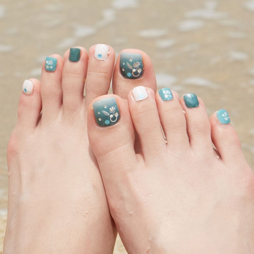 beach summer toe nail designs