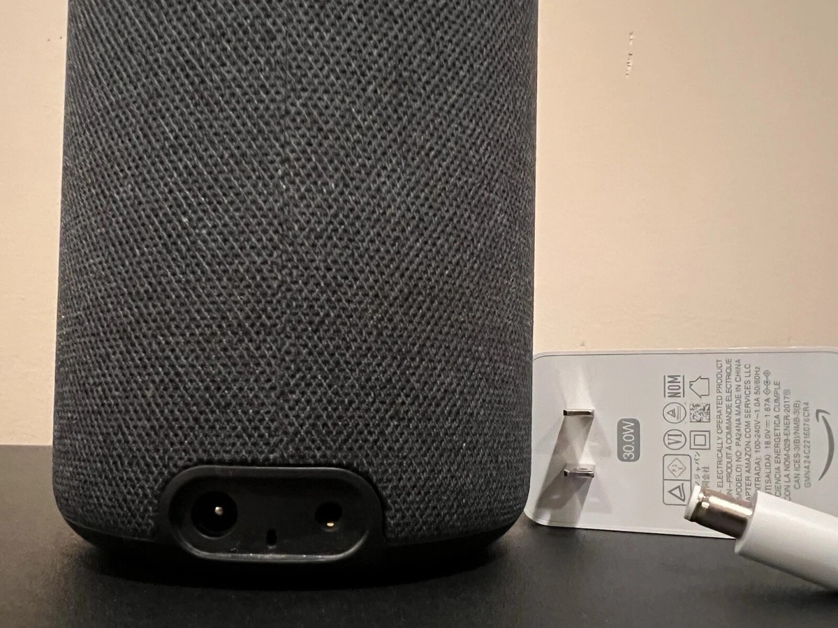Amazon Echo Plus 第2世代　ジャンク Amazon Echo Plus 2nd Gen L9D29R Smart Speaker With Alexa for