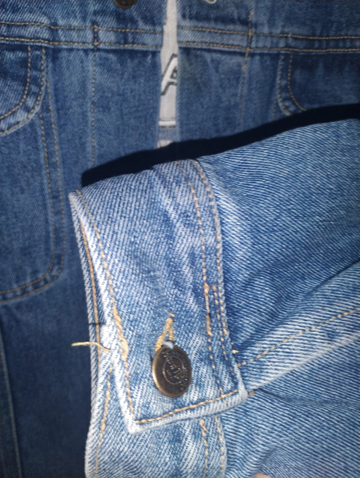 90s HARD ROCK CAFE LAS VEGAS BLUE DENIM JACKET W/ EMBROIDERY SIZE L image 4