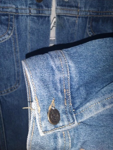 90s HARD ROCK CAFE LAS VEGAS BLUE DENIM JACKET W/ EMBROIDERY SIZE L image 4