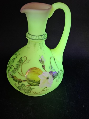 VTG. Fenton Uranium Burmese Glass Golden Gourds Ewer Hand Painted Signed - Picture 10 of 11