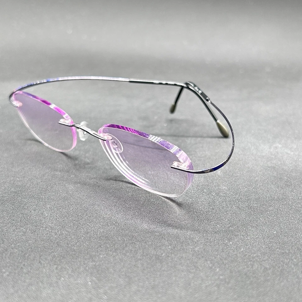 Montura de gafas sin montura Silhouette 7395 6053 púrpura usada Foto 2 de 4