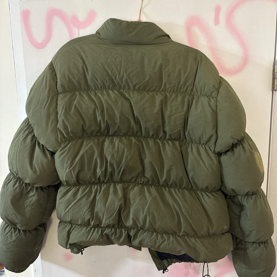 Stussy Ripstop Puffer 冬季夹克 | 莱姆绿 - 中号 — 第 2/4 张图片