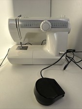 Toyota Sewing Machine DC31 Model RS2000 White Working With Pedal & Carry Case