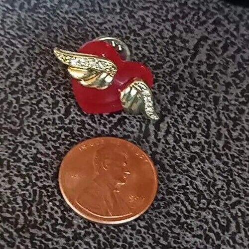 Vintage Red Heart Stone With Angel Rhinestone Wings Tie Tac - Picture 4 of 5
