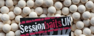Spicy Sausage 16mm Boilie Pop-ups Bright White High Flavour Hookbaits 