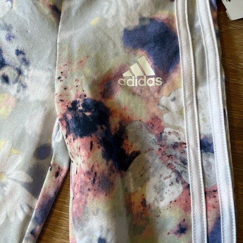 Adidas Light Gray and Floral Lounge Set 4t new with tags - Picture 3 of 5