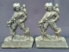 Antique 1925 Verona Cast Iron Pirate Sword Parrot Maritime Statue Bookends NICE!