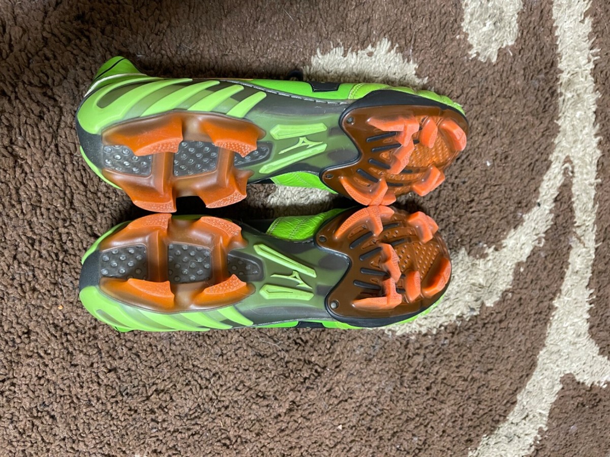 Mizuno Wave Ignitus 2 FG Green/Black/Red Cleats US13 UK12 Mizuno Wave Ignitus 2 FG Green/Black/Red Cleats US13 UK12