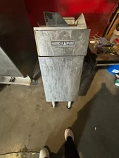 American Range AF-45- 50 lb. Thermostat Control Gas Deep Fat Fryer - 120,000 BT