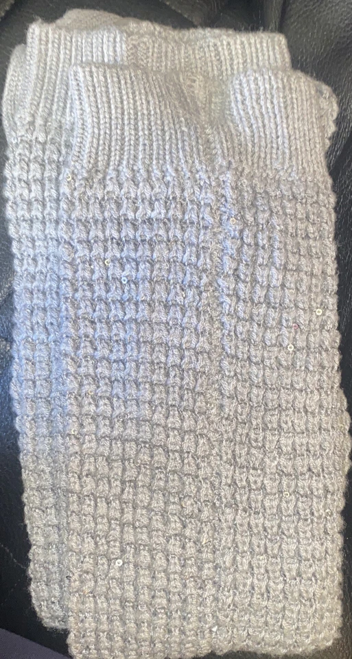 NUEVO CON ETIQUETAS Victoria’s Secret CALCETINES BLING LENTEJUELAS XS/S WAFFLE GRIS CLARO Nuevos Foto 2 de 2