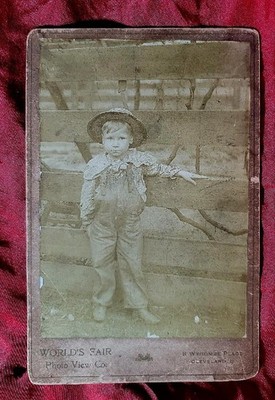 Cabinet Photo of Huckleberry Finn World's Fair Photo Co. Cleveland,Ohio