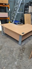 Metal & wood office Corner desk with cable ports - 160cm x 160cm