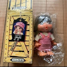 Mademoiselle Jeje Sekiguchi