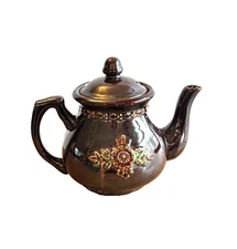 Vintage Tepan Brown Glaze Redware Ceramic Teapot 4 Cups marked 8in
