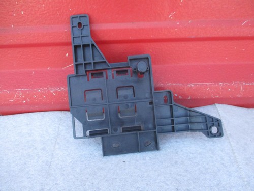 2020-2025 Buick Encore GX GM 60008844 BRACKET ASM-TCM OEM - Picture 4 of 7