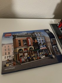 LEGO Creator Expert 10246 Detective's Office with instructions , COMPLETE