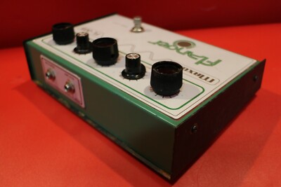 Vintage Maxon FL 305 Flanger Pedal Effecter Guitar Stomp Box U1667