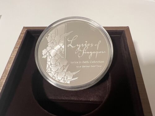 Singapore Heritage of Singapore Orchid 5 oz 999 Silver Coin (2008) - Picture 2 of 3