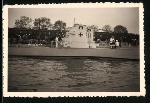 Photography 2.WK, Submarine U-9 Der Navy IN Port - 第 1/2 張圖片