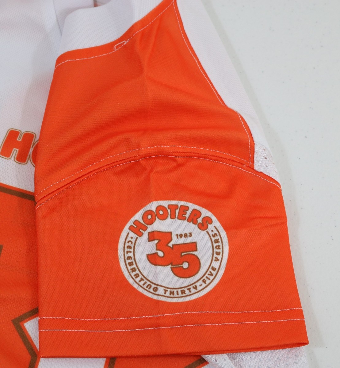 NEW! AUTHENTIC XS HOOTERS GIRLS CELEBRATING 35 YEARS JERSEY X