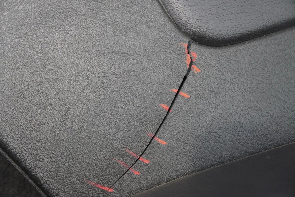 Panel de moldura de puerta interior trasero izquierdo negro 15909247 OEM Hummer H2 2005-07 *Nota* Foto 2 de 4