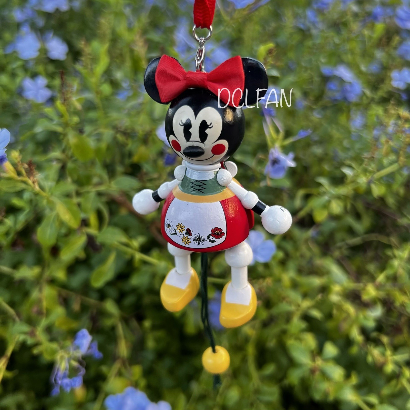 Disney Parks 2026 Epcot Germany Minnie Mouse Pull String Christmas ...
