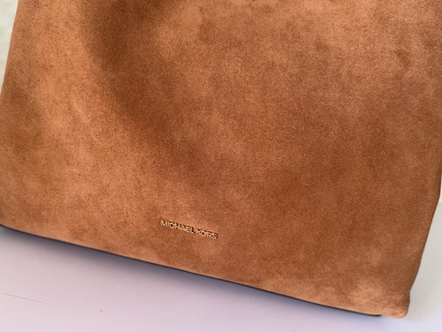 Bolso de hombro Michael Kors Christina grande triple refuerzo de cuero marrón - Imagen 12 de 13