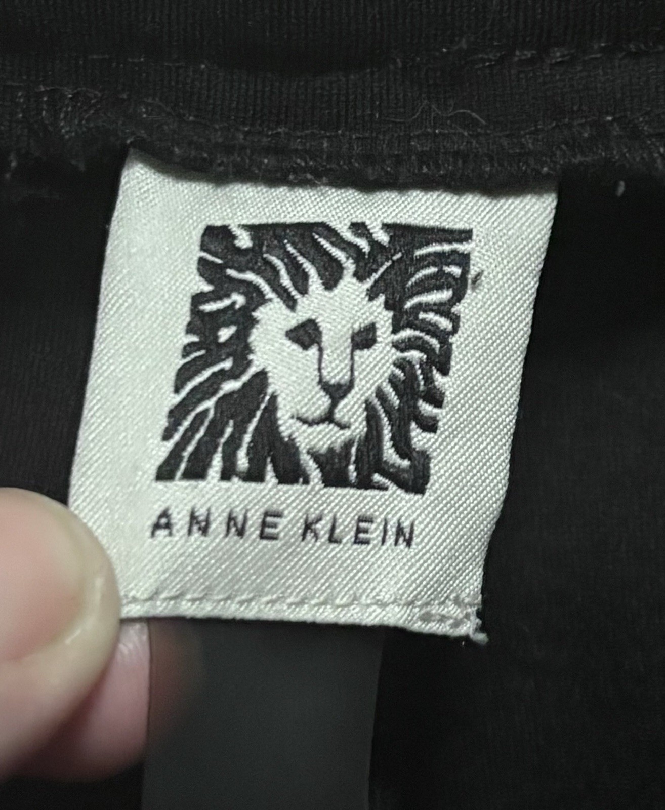 Anne Klein Solid Black Pants Fits Medium Neutral … - image 2