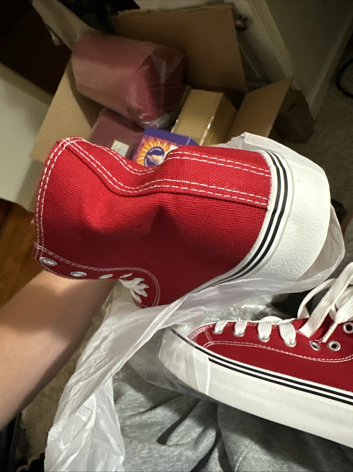 ZGR Womens Canvas Sneakers High Top Lace ups Casual Walking Shoes Red Size 9