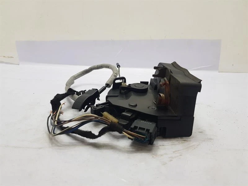 BMW X5 2004 cerradura de puerta delantera lado del pasajero izquierdo 5 puertas familiar 8402539 Foto 3 de 4