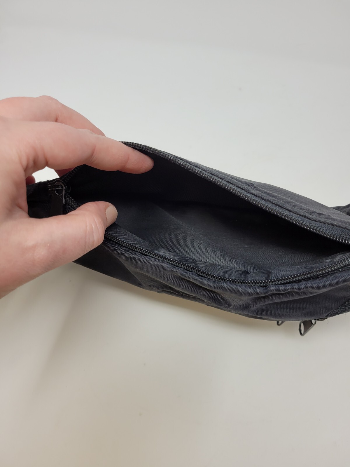 Vintage Kodak Film Logo Zip Compartment Fanny Pack Black Travel Bag Retro Camera - Picture 5 of 10