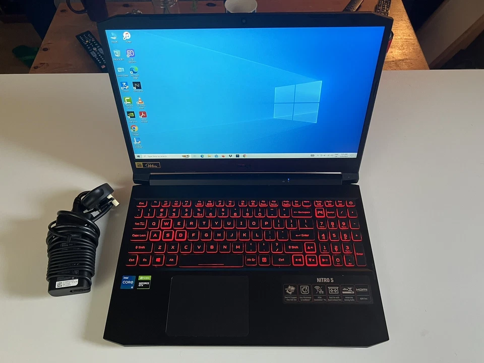 Acer Nitro 5 15.6" (256GB SSD, Intel Core i5, 2.7 GHz, 8GB) Laptop - Black... - Image 2 of 4