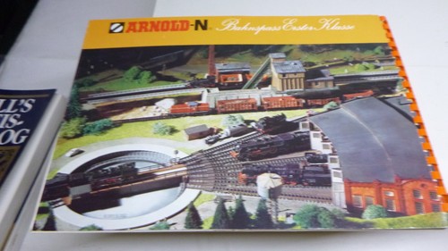 Konvolut 4 Arnold Kataloge und Gleisplanbücher #e1725 - Bild 22 von 22