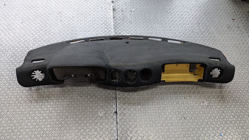 Ferrari 360 spider Upper Dashboard panel, upholstered on SUADE , YELLOW STITCHIN