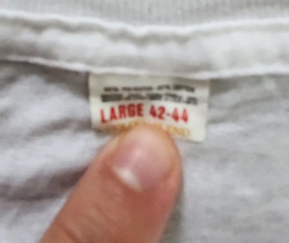 VINTAGE 1989 CHER LIVE IN CONCERT SHIRT HEART OF STONE TOUR NEVER WORN - Image 3 of 3