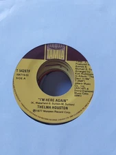 Thelma Houston : I'M Here Again / Sharing Something- Tamla VG+ F279