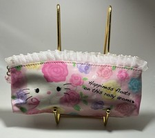 A Rare Vintage Sanrio 2011 Hello Kitty Zip Lightweight Pencil Pen Small Bag