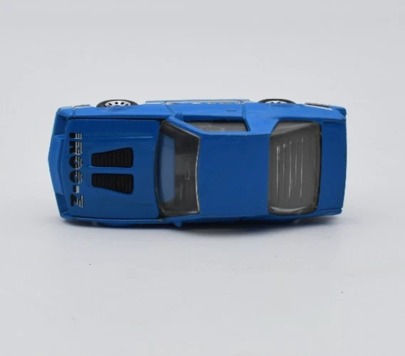 火柴盒 Superfast 雪佛兰科迈罗 IROC Z28 蓝色 澳门模型车 复古 — 第 3/4 张图片