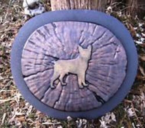 Boston terrier log stepping stone mold reusable casting mould 13" x 12" x 1.5" - Afbeelding 1 van 1