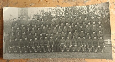 Vintage Anonymous Squadron Gruppenfoto (Namen Adressen & Unterschriften auf der Rückseite)