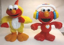 Elmo Sesame Street Chicken Dance Fisher Price Singing Toy 2001 Mattel Lot Of 2