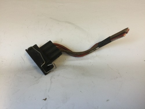 VW Golf 1 2 GTI 16V G60 Stecker Kühlerlüfter 357972773 3 Polig Corrado Passat Ca