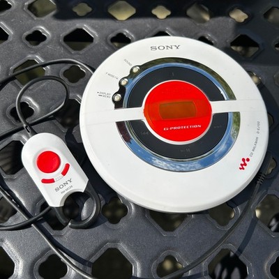 Sony CD Walkman D-EJ100 White Red Portable Player G-Protection RM-MC26 Remote