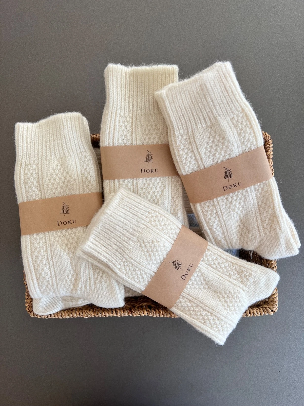 4 Pairs Pure 100% Lambswool Dye Free Ladies Socks Natural Warm Genuine Walking
Opens in a new window