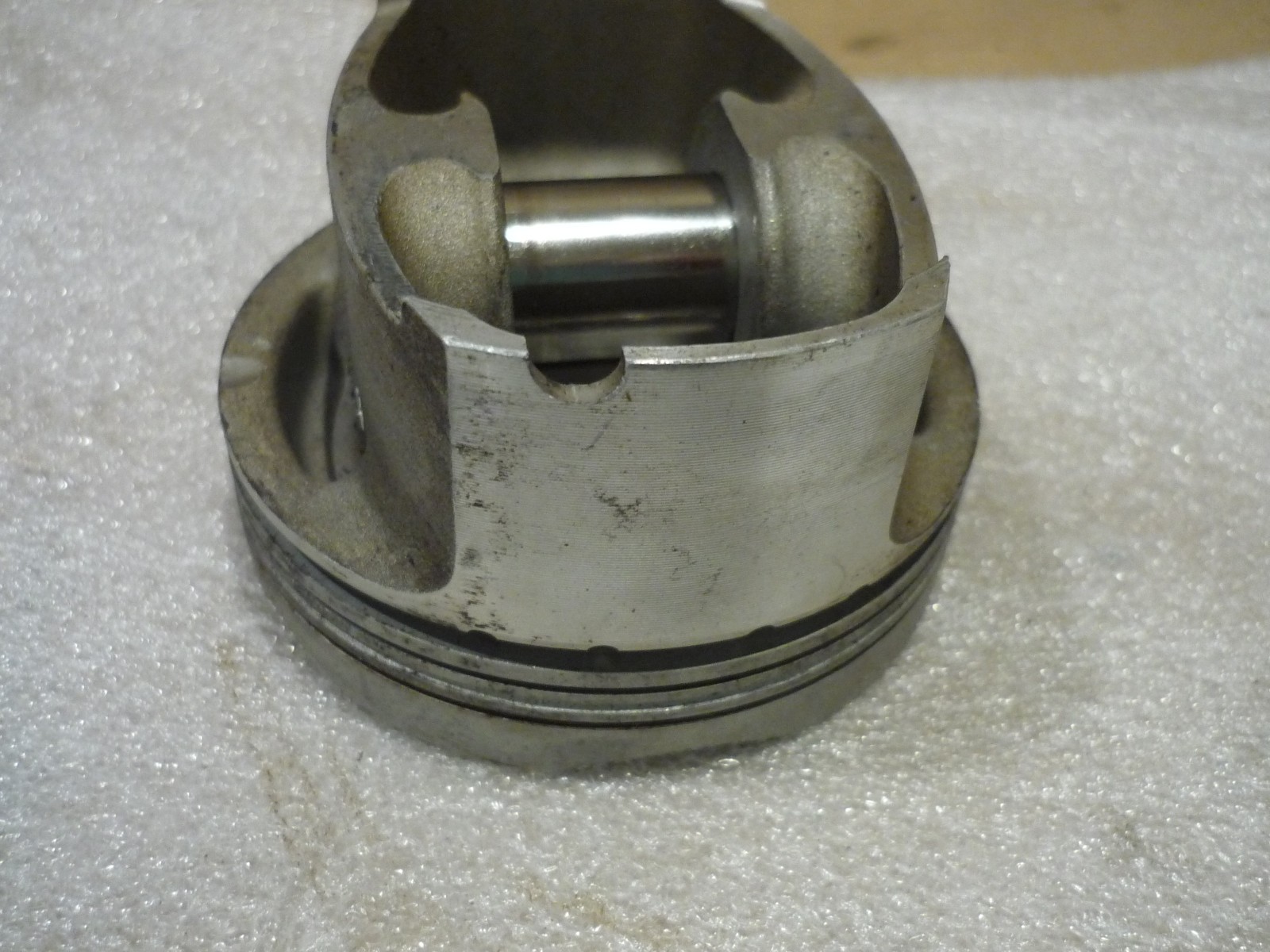 Ferrari 360 - Piston- P/N 179510